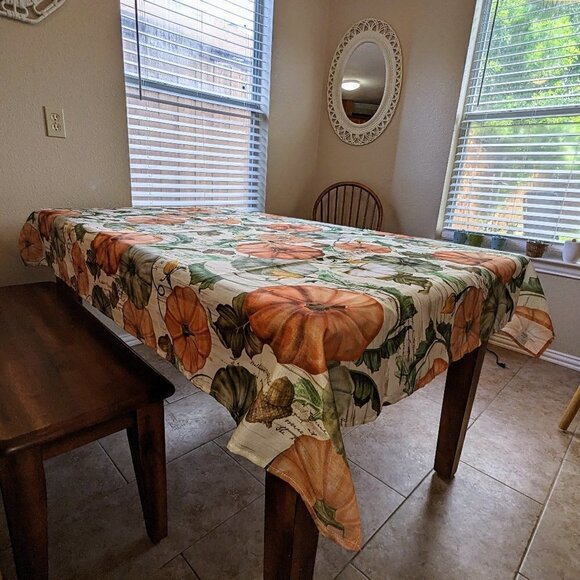 Pumpkin Patch Rectangle Tablecloth 52"x70" - Picture 5 of 5